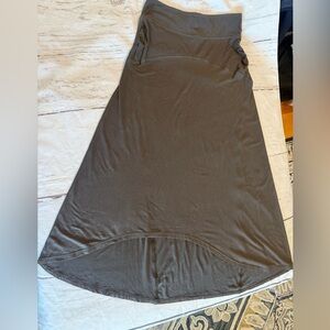 Athleta Skirt Womens Small Green High Low Hem Tennis Athletic Stretch Long